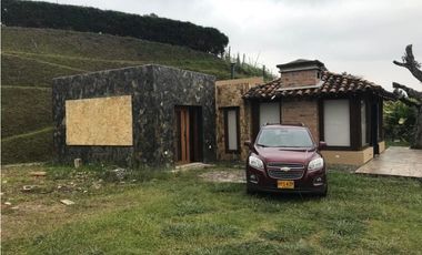 VENDO CABAÑA CON TERRENO DE 5 MIL MTS EN MARINILLA CH