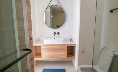 1 Bedroom Condo for sale at Wan Vayla