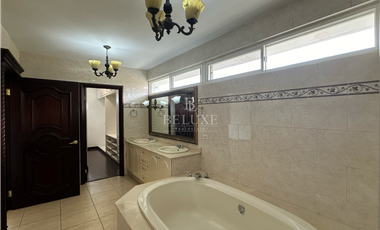 VENDO CASA CON PISCINA EN COSTA DEL ESTE PH COSTA DORADA (5)