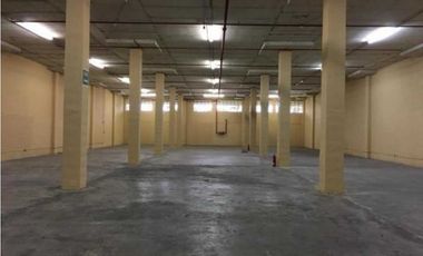 En venta bodega en Cocosolito Colón