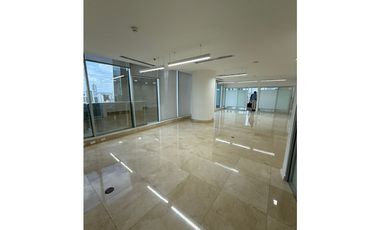 Venta de Oficina en Calle 50, Edificio F&F Tower