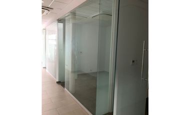 ALQUILO LOCAL TRANSSTMICA ESQUINA 320 M2