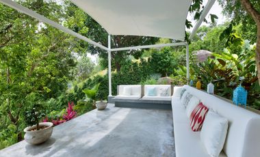 Stunning 3 Bedroom + Studio Sea View Villa in Peaceful South Samui