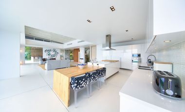 Stunning 3 Bedroom + Studio Sea View Villa in Peaceful South Samui