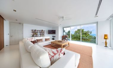 Stunning 3 Bedroom + Studio Sea View Villa in Peaceful South Samui