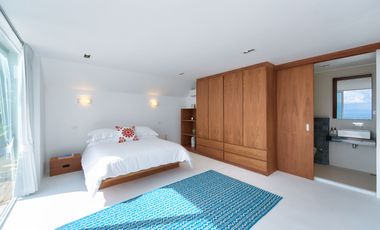 Stunning 3 Bedroom + Studio Sea View Villa in Peaceful South Samui