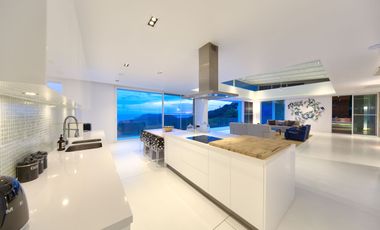 Stunning 3 Bedroom + Studio Sea View Villa in Peaceful South Samui