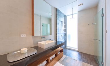 Stunning 3 Bedroom + Studio Sea View Villa in Peaceful South Samui
