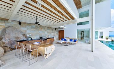 Stunning 3 Bedroom + Studio Sea View Villa in Peaceful South Samui
