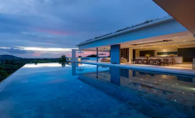 8 Bedroom Villa for sale at Samujana