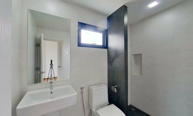 3 Bedroom House for sale in Nong Khwai, Chiang Mai