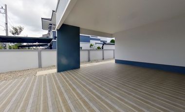 4 Bedroom House for sale at Suksomruethai House