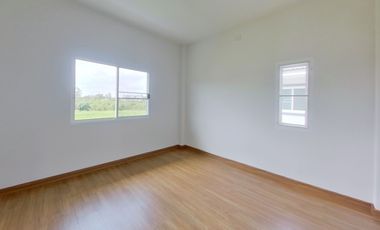 4 Bedroom House for sale at Suksomruethai House