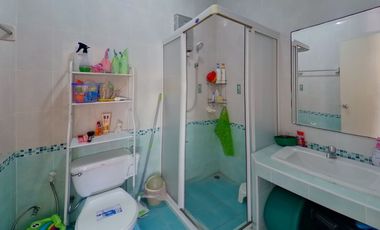 4 Bedroom House for sale at Moo Baan Rung Arun