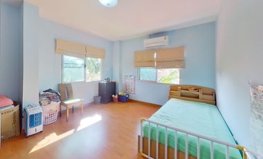 4 Bedroom House for sale at Moo Baan Rung Arun