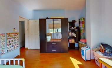 4 Bedroom House for sale at Moo Baan Rung Arun