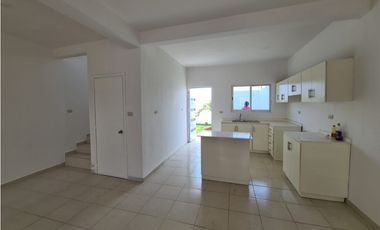 CASA FRESCA EN FRCC. VIDA MEJOR