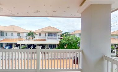 4 Bedroom House for sale at Baan Rungaroon 3