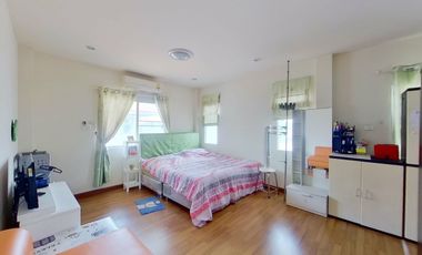 4 Bedroom House for sale at Baan Rungaroon 3