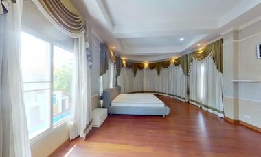 6 Bedroom Villa for sale at The Laguna Home
