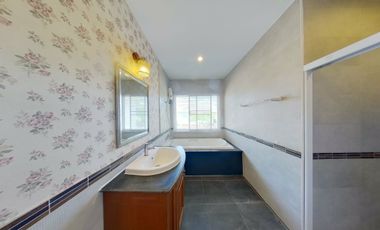 6 Bedroom Villa for sale at The Laguna Home