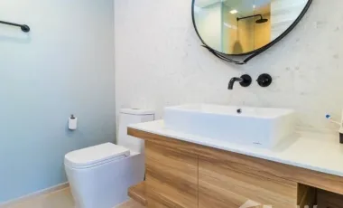 1 Bedroom Condo for sale at Wan Vayla