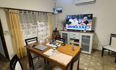 Casa en venta en Ezpeleta Este