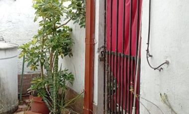 Casa con Departamento en venta en Quilmes Oeste