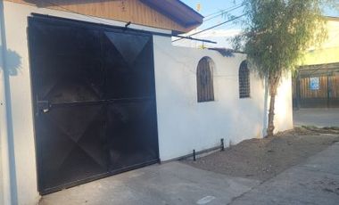 Impecable Casa En La Comuna De San Joaquín
