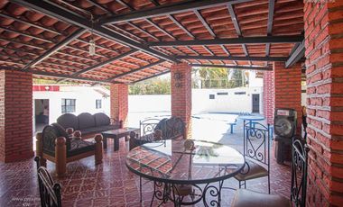 Casa de campo en Venta por carretera a Chapala, Jalisco.