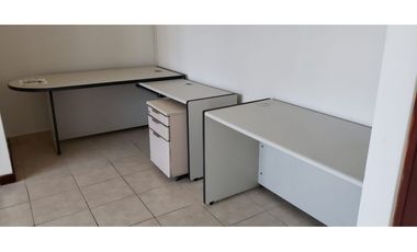 VENTA O ALQUILER DE CONSULTORIO OFICINA EN EL ROYAL CENTER  60 M2