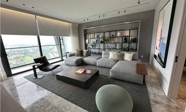 Empire Santa Maria remodelado y equipado