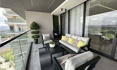 Empire Santa Maria remodelado y equipado