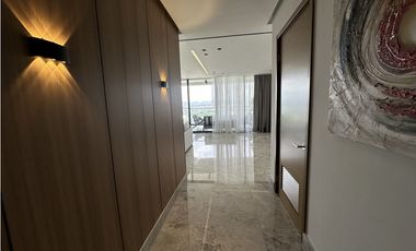 Empire Santa Maria remodelado y equipado