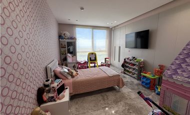 Empire Santa Maria remodelado y equipado