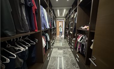 Empire Santa Maria remodelado y equipado