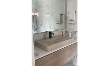 Casa en Costa Sur  (ID 13195)