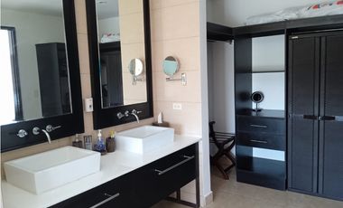 Venta: Penthouse de 3 recámaras en Nikki Beach Residences