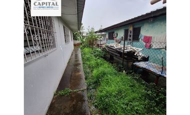 CASA EN ALTOS DEL RIO - RIO ABAJO