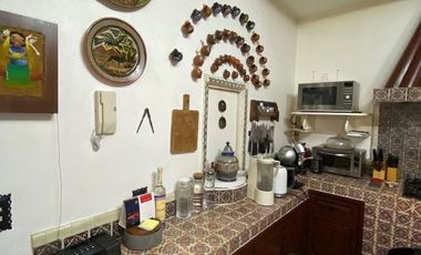CASA EN VENTA EN SAN BERNABE, ESTILO HACIENDA