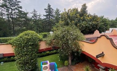 CASA EN VENTA EN SAN BERNABE, ESTILO HACIENDA