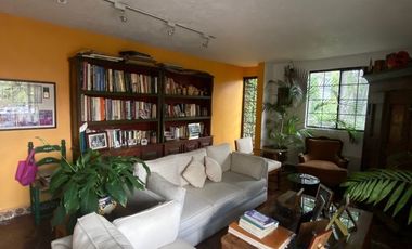 CASA EN VENTA EN SAN BERNABE, ESTILO HACIENDA