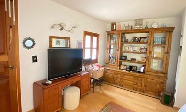 CASA EN VENTA EN SAN BERNABE, ESTILO HACIENDA