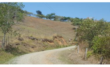 Vendo - cambio hermoso lote en San Jeronimo