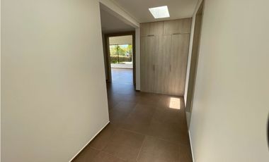 Se vende finca independiente en el carmen de Viboral se entrega rentan