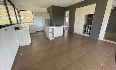 Se vende finca independiente en el carmen de Viboral se entrega rentan
