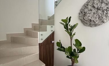 Casa en Rancho Santa Mónica