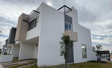 Casa en Rancho Santa Mónica