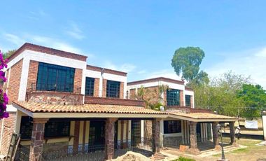 J 7 Casas Habitacionales en Fraccionamiento Privada Buenavista