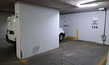 Estacionamiento en Venta en Antonio Bellet / Providencia